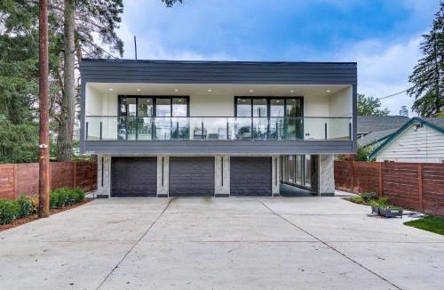 Martha Lake House | Balconies & Shared Dock! Lakefront Lynnwood Home