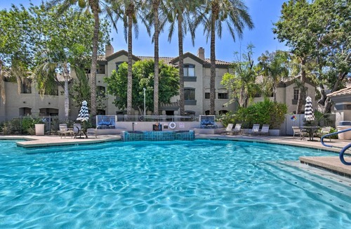 North Scottsdale House | Balcony + Pools! Snowbird Retreat in Scottsdale