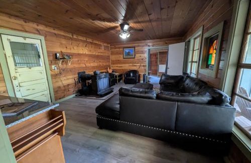 Pinehurst Ski Chalet | Baltyr Cabin
