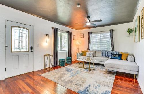 Encanto House | Bar & Fire Pit: Pet-Friendly Phoenix 'La Casita'