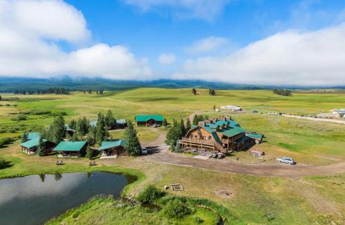 West Yellowstone Cabin | Bar N Ranch