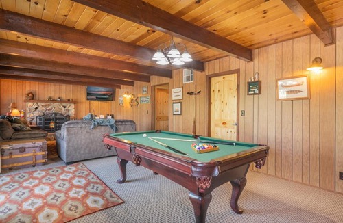 Big Bear Lake House | Bare Necessities