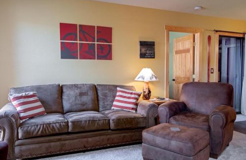 Warrior's Mark Apartment | Base 9 Aprés Ski Condo: Stroll To Slopes, Downtown