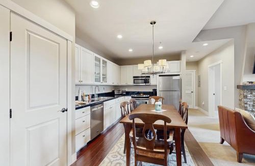 Silvercreek Apartment | Base Camp One 112