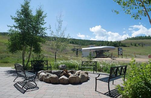 Silvercreek Apartment | Base Camp One 403