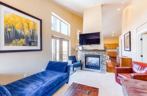 Silvercreek Apartment | Base Camp One Penthouse 416C