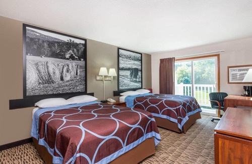 Platteville Hotel | Baymont Inn And Suites by Wyndham Platteville