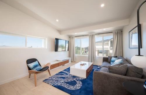 Morro Bay House | Bayview Retreat King Beds Rock View EV Charger