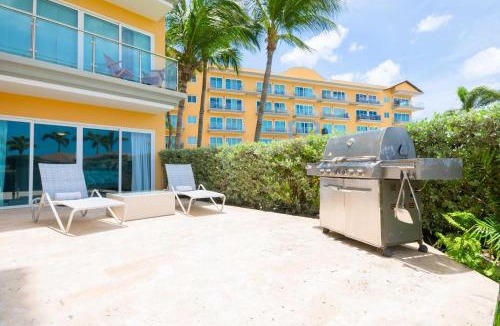 Oranjestad-West House | Beachfront - Garden Delight 3BR condo - E125