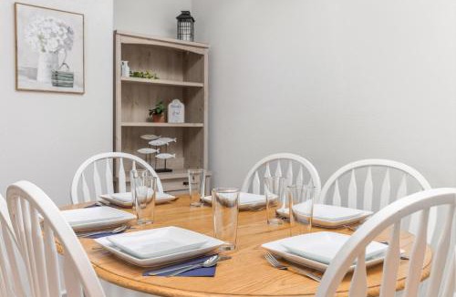 Windsor House | Beacon at the Lakes Cozy 2b2b, Grnd Level Condo