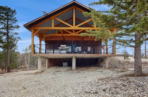 Deadwood House | Bear Butte Hideaway