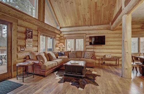 Breckenridge House | Bear Cabin
