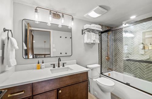 Steamboat Springs House | Bear Claw 402 - Premier Ski-in Ski-out & Winter Shuttle! Renovated 2025!