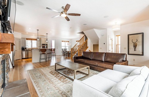 Bear Hollow Village House | Bear Hollow 5601 | Standalone Home | Near Outlets Hot Tub | Pool