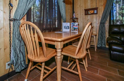 Big Bear Lake House | Bear 'N Tree by Big Bear Cool Cabins