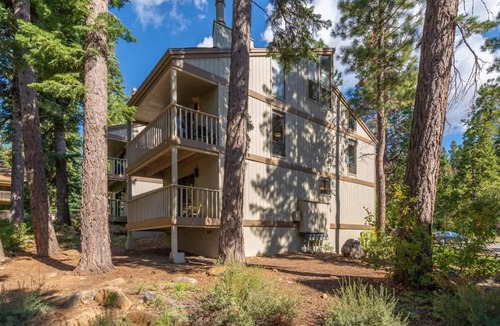Kings Beach House | Bear's Den