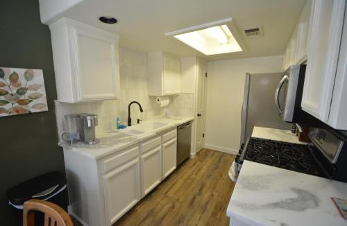 Bass Lake House | Bearadise At North Shore