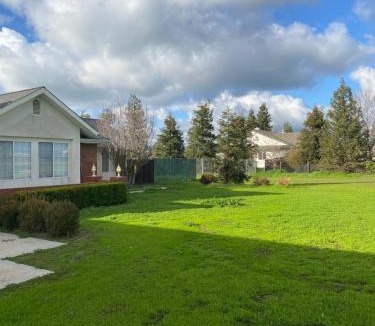 Madera Apartment | Beautiful peaceful desirable home in Madera Rancho