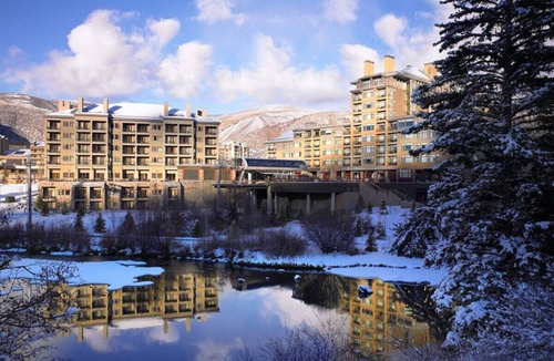 Avon Condo | Beautiful resort setting at this 2BD condo with amenities: onsite dining, spa, etc