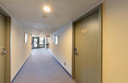 Truckee Apartment | Beautiful Studio W/Kitchenette #134 at Donner Lake Village
