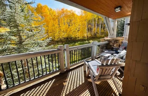 Avon House | Beaver Creek Resort Slopeside Views Ski In Out