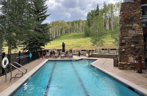 Avon House | Beaver Creek Resort Slopeside Views Ski In Out