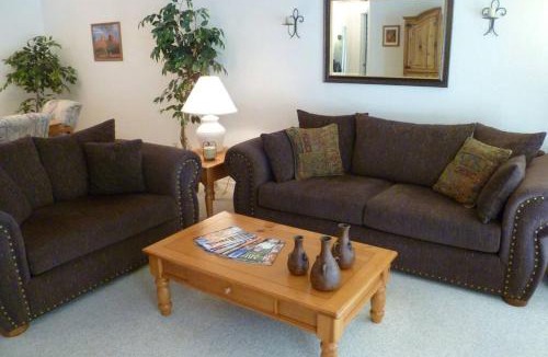 Oak Creek House | Bella Diosa 'On the Green'