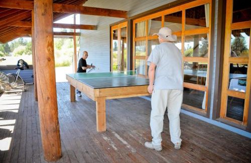 Three Rivers Resort | Bend-Sunriver Camping Resort 24 ft. Yurt 9