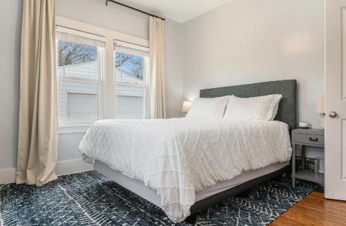 Benson House | Benson's Cozy 3-BR Retreat with BBQ Grill