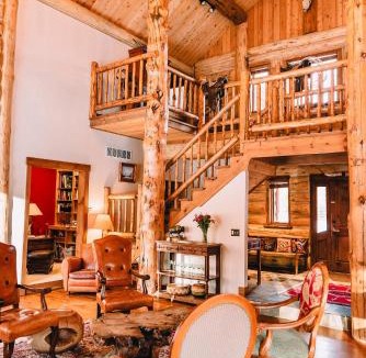 Wilson Bed & Breakfast | Bentwood Inn
