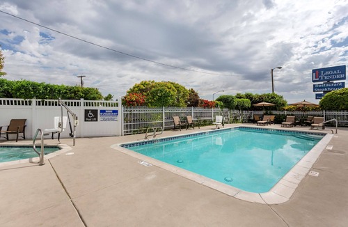 Evanston Hotel | Best Western Dunmar Inn