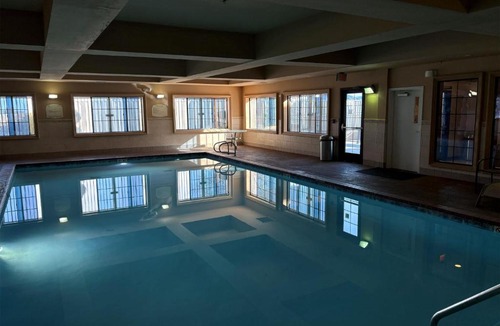Hesperia Hotel | Best Western Hesperia-Victorville Suites