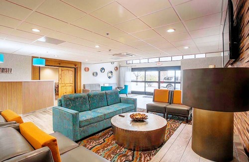 Sierra Vista Hotel | Best Western Plus Sun Canyon