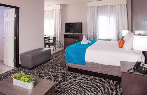 Sierra Vista Hotel | Best Western Plus Sun Canyon
