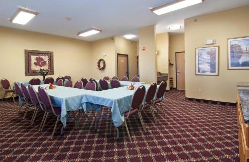 Albert Lea Hotel | Best Western Plus Albert Lea I-90/I-35 Hotel