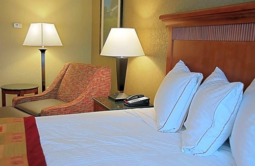 Uintah Hotel | Best Western Plus Canyon Pines