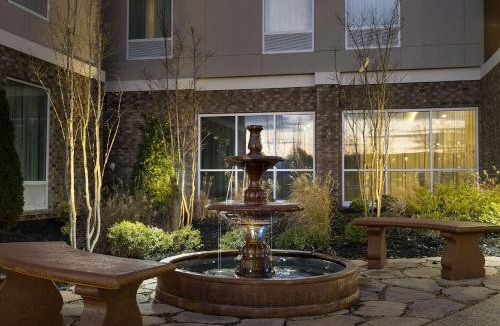 Olive Branch Hotel | Best Western Plus Desoto