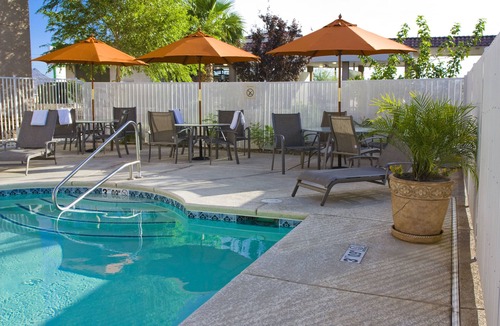 Midway Hotel | Best Western Plus Henderson Hotel