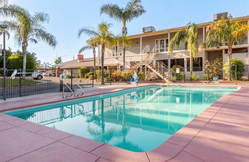 Downtown Hotel | Best Western Plus Hill House