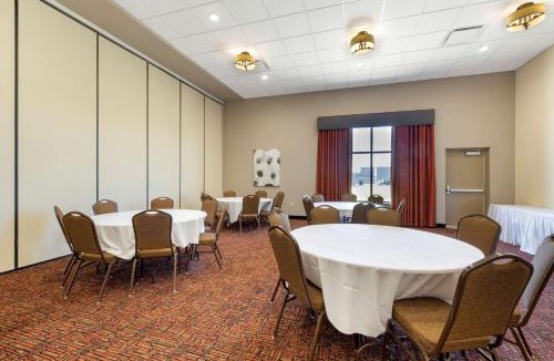 North Platte Hotel | Best Western Plus North Platte Inn & Suites