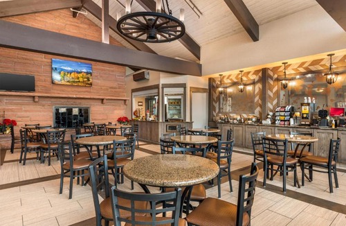 Estes Park Hotel | Best Western Plus Silver Saddle Inn