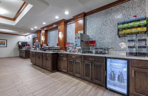 Sparta Hotel | Best Western PLUS Sparta Trail Lodge