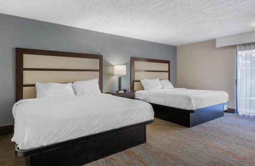 Baker City Hotel | Best Western Sunridge Inn & Conference Center