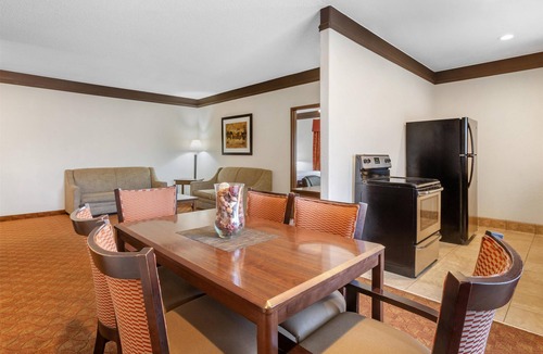 Maryvale Hotel | Best Western Tolleson Hotel