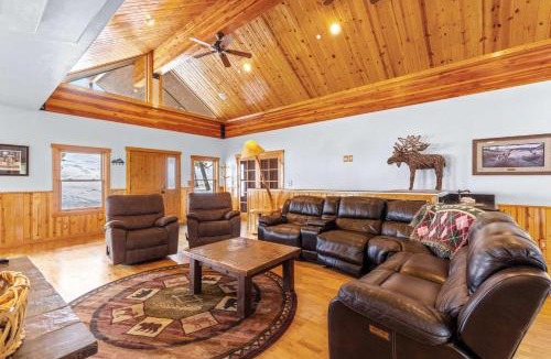 Antler Ridge House | Big Sky Chalet Private Hot Tub plus Mountain Views