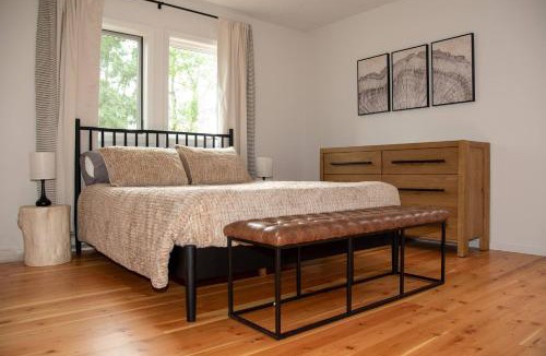 Bozeman House | Black Bear Bungalow w/Hot Tub!