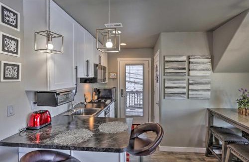 Rapid City House | Black Hills Cabin w/Hot Tub: 11 Mi to Mt Rushmore