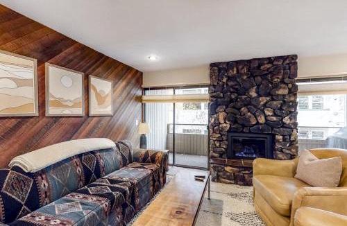 Warm Springs Apartment | Bliss at the Base
