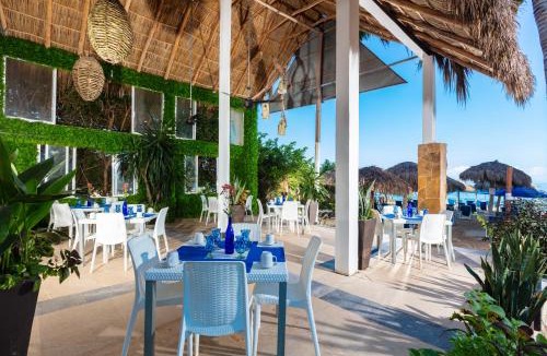 Amapas Hotel | Blue Chairs Beachfront Resort Puerto Vallarta - Adults Only