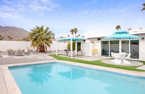 Racquet Club Estates House | Blue Martini